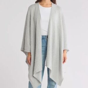 Everyday cozy wrap with hood/pockets NWOT model wearing light gray in 1st pic